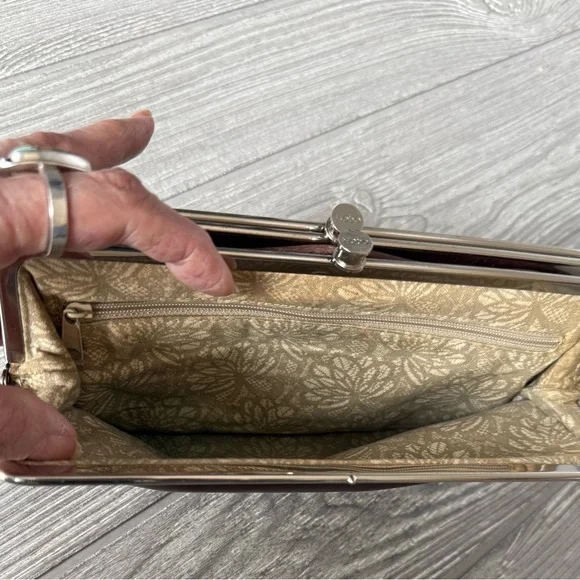 HOBO Lauren brown leather double frame wallet/clutch. HOBO International brand. - Picture 9 of 16